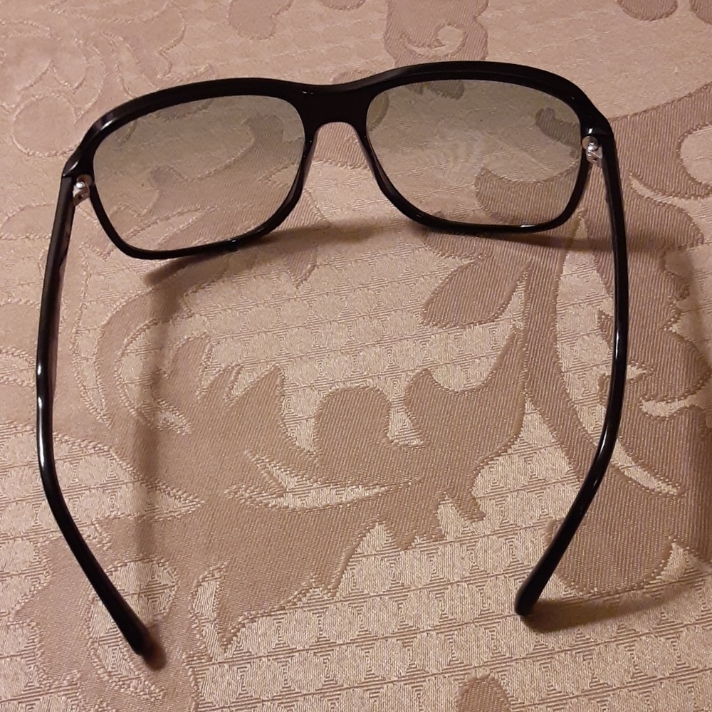 Prada Sunglasses with COA - Picture 10 of 13
